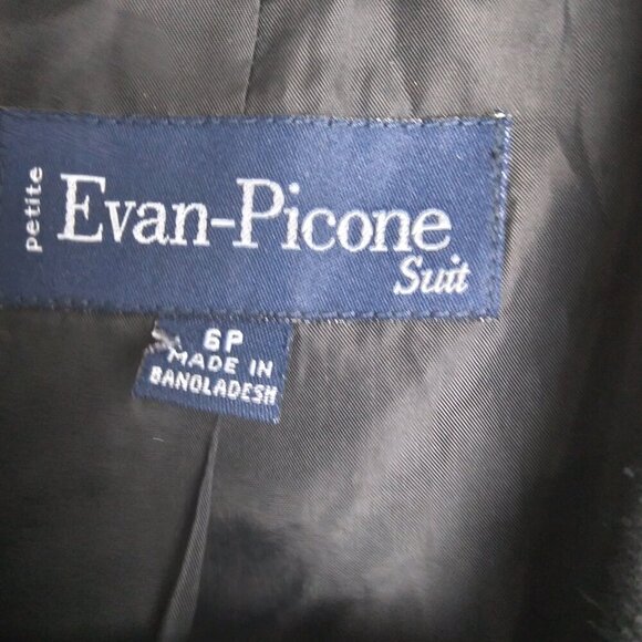 Black Textured Fabric with Feminine Flat Ribbon Ruffle Lapel Trim Sz 6P - Picture 6 of 8